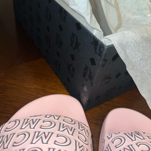 MCM Women Soft Pink Diagonal Script Slides Size 37 - Picture 10 of 11